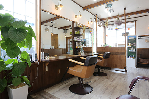 完全マンツーマンのプライベートヘアサロン